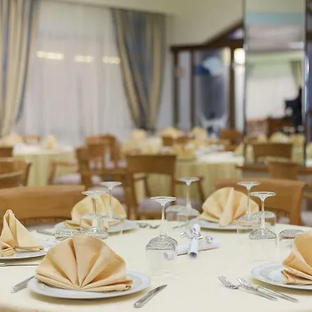 Calabrisella Otel 3*