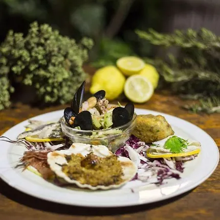 Otel Calabrisella 3*