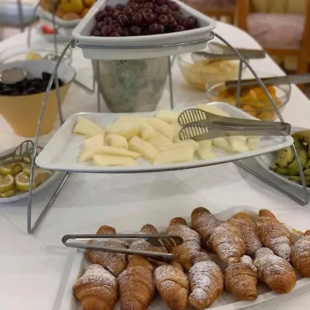 Otel Calabrisella 3*